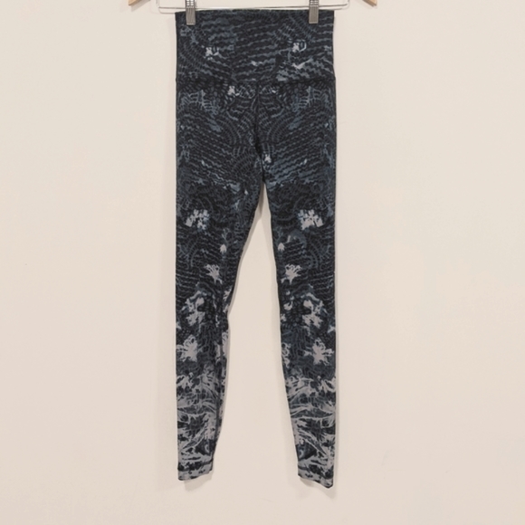 Lululemon Align Pant 28” *Engineered Indigo Lace Starlight Multi Align Pant 4 - Picture 7 of 16